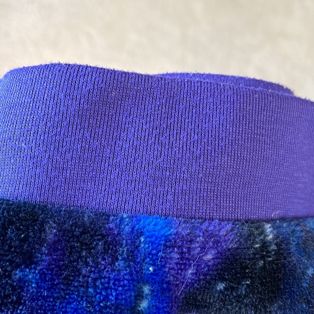 LANDS END UEC Size 8 Blue Space Galaxy Fuzzy Cozy Warm Pajama Set Unisex Star 💫 - Picture 13 of 13